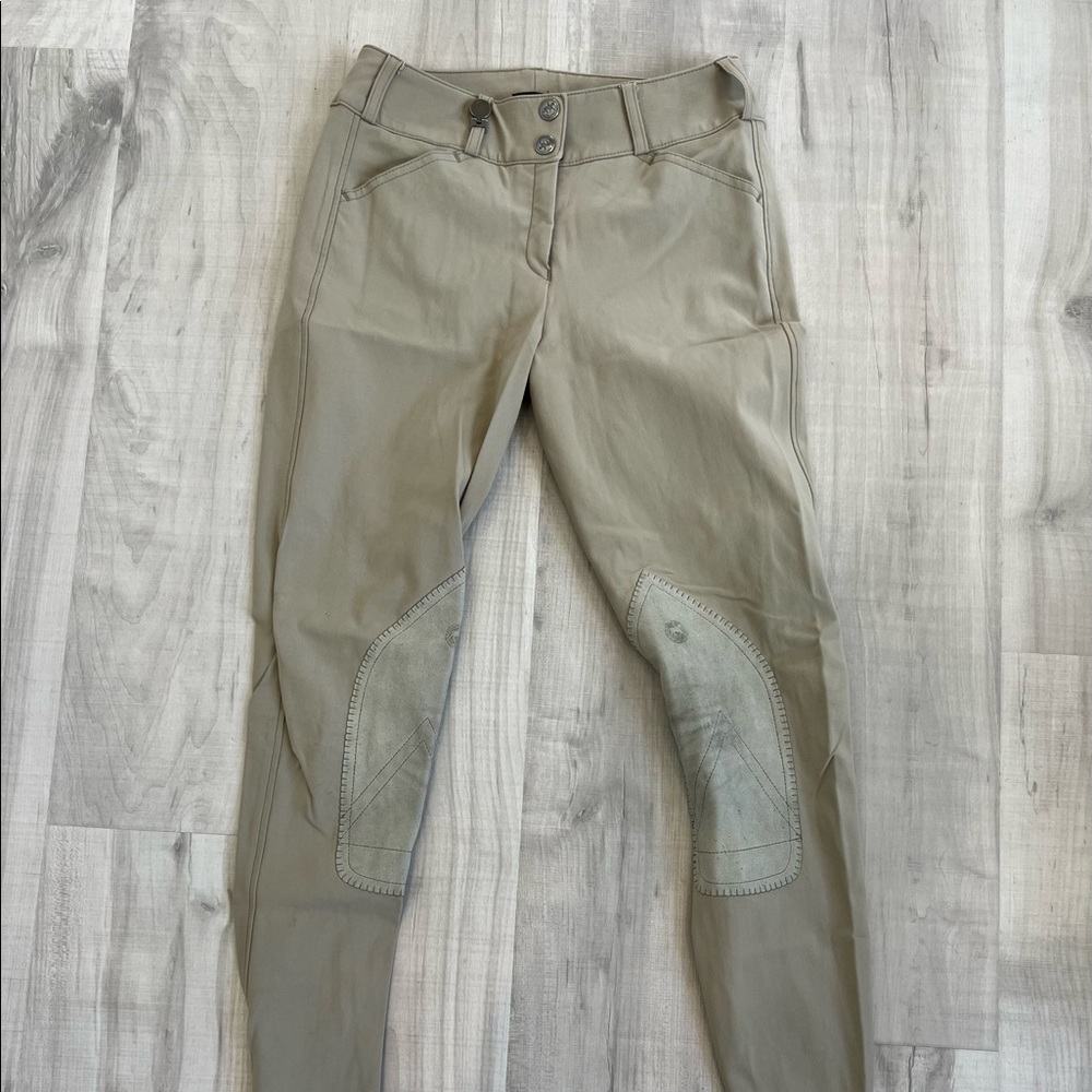 Pikeur Ciara Knee Patch Breeches. Tan. Women’s 26L.